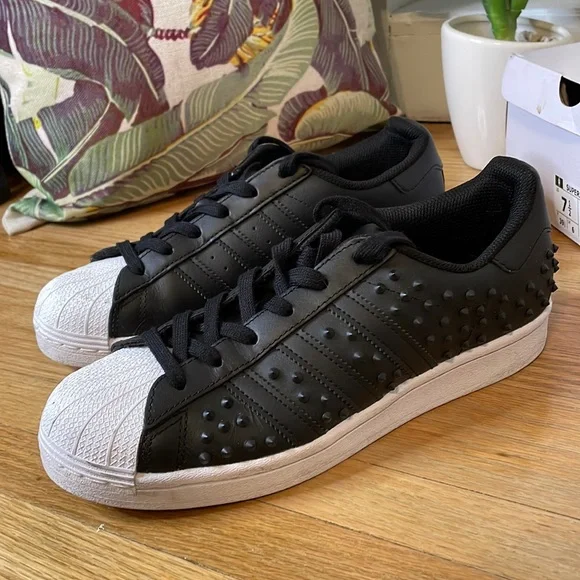 adidas gazelle silver green womens adidas Superstar Studded Women's Shoes 8.5 main image 0